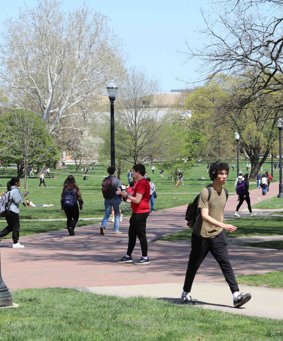 Ohio State students walking through the Oval